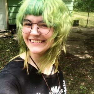 Meet your Posher, Mikayla